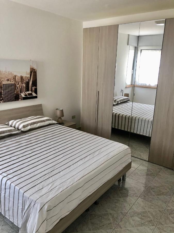 Ferienwohnung Casa Sul Corso Di Lido Marini Exterior foto