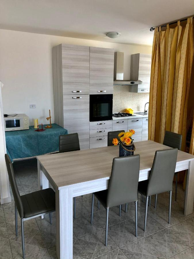 Ferienwohnung Casa Sul Corso Di Lido Marini Exterior foto